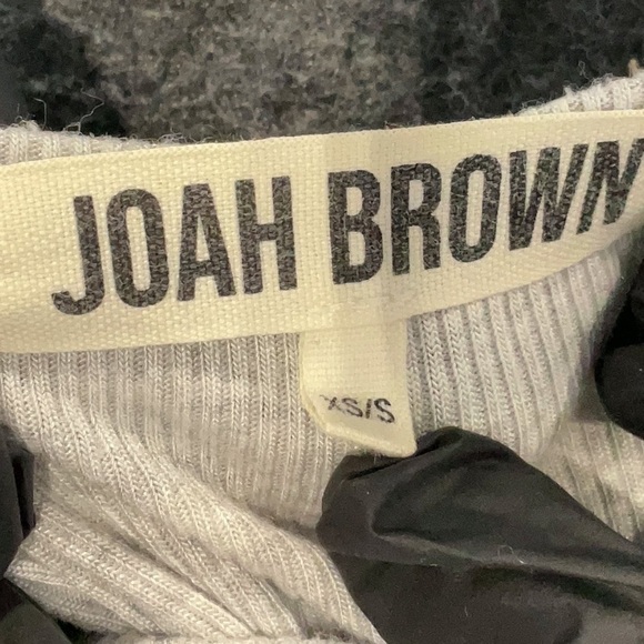 Joah Brown Scoop Neck Tank Top - Picture 9 of 11